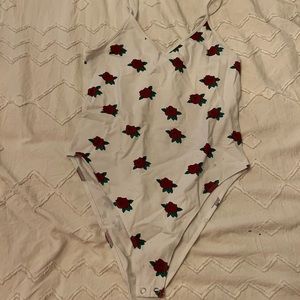 Cute Forever 21 Rose Bodysuit 🌹
